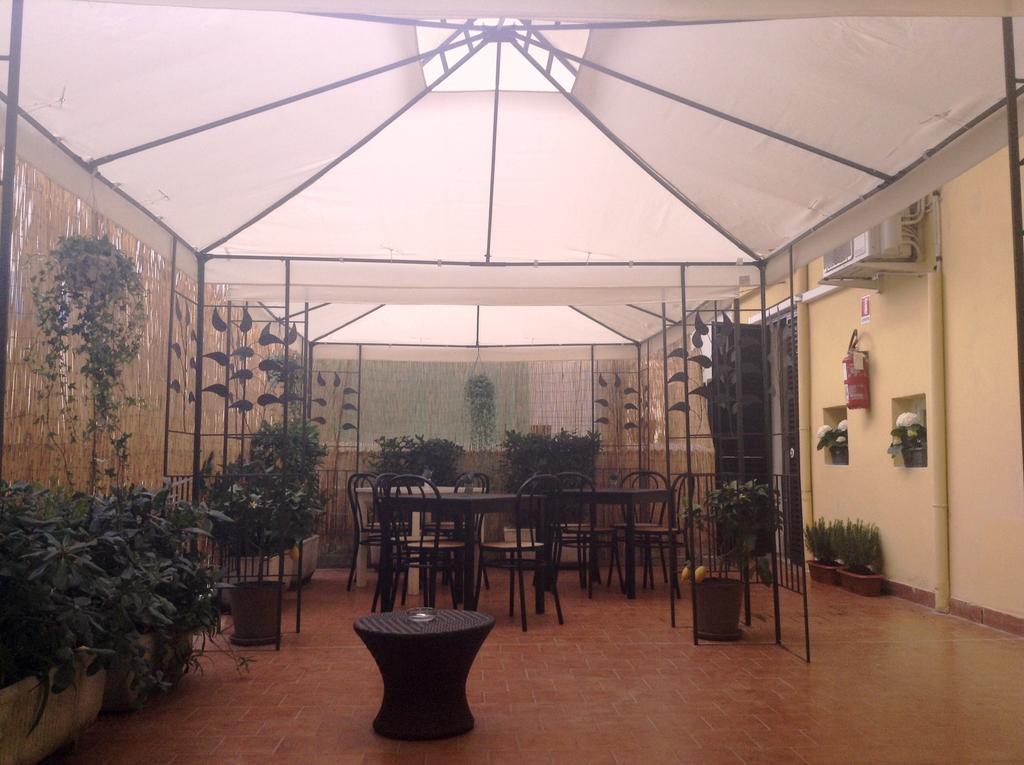 Hotel Bianchi Виареджо Экстерьер фото