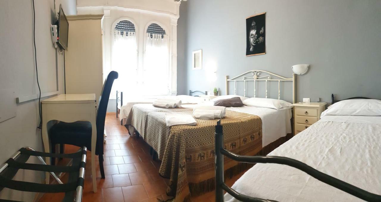 Hotel Bianchi Виареджо Экстерьер фото